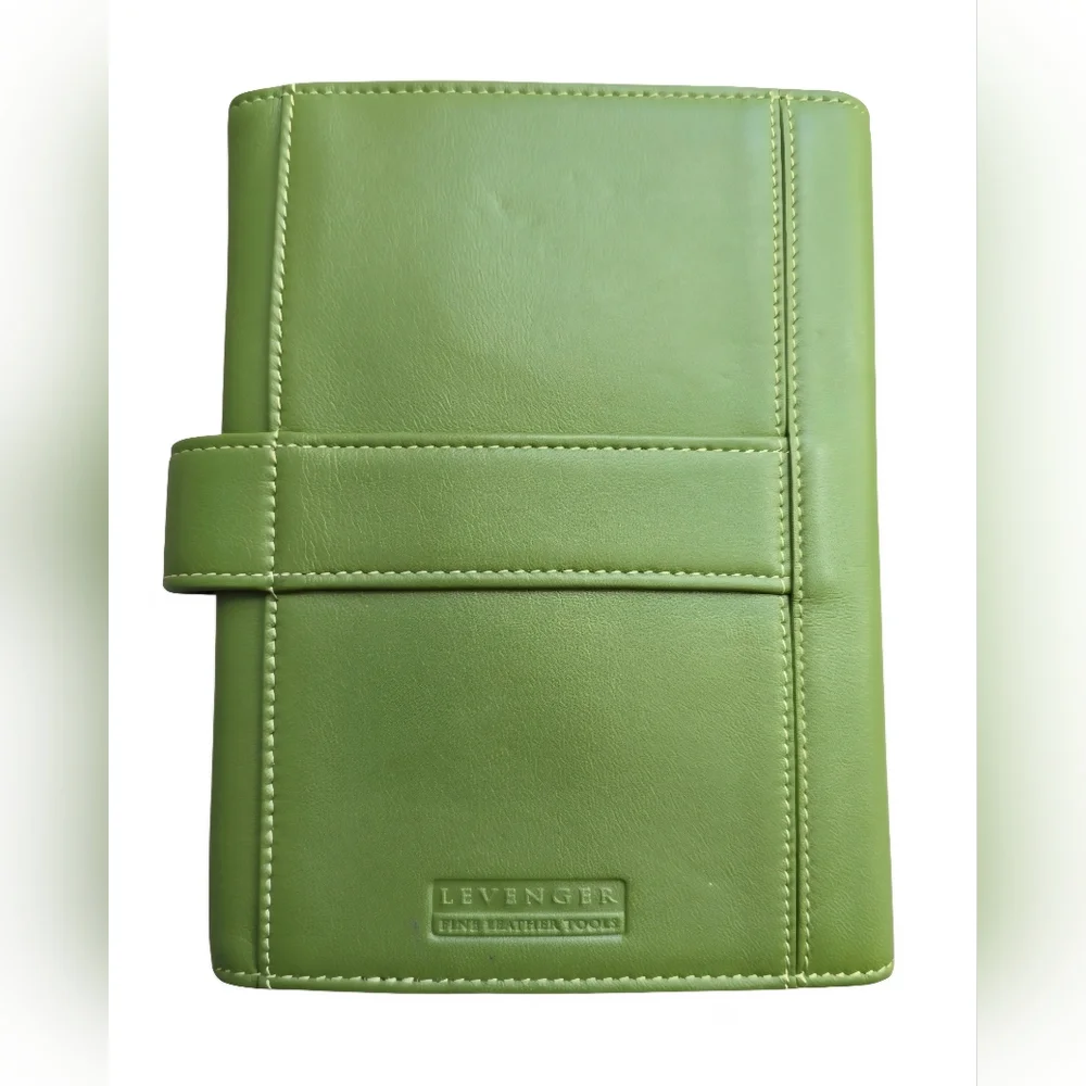 NWOT Levenger Soft Leather Folio PDA Wallet Planner Organizer Tri-Fold in Spruce